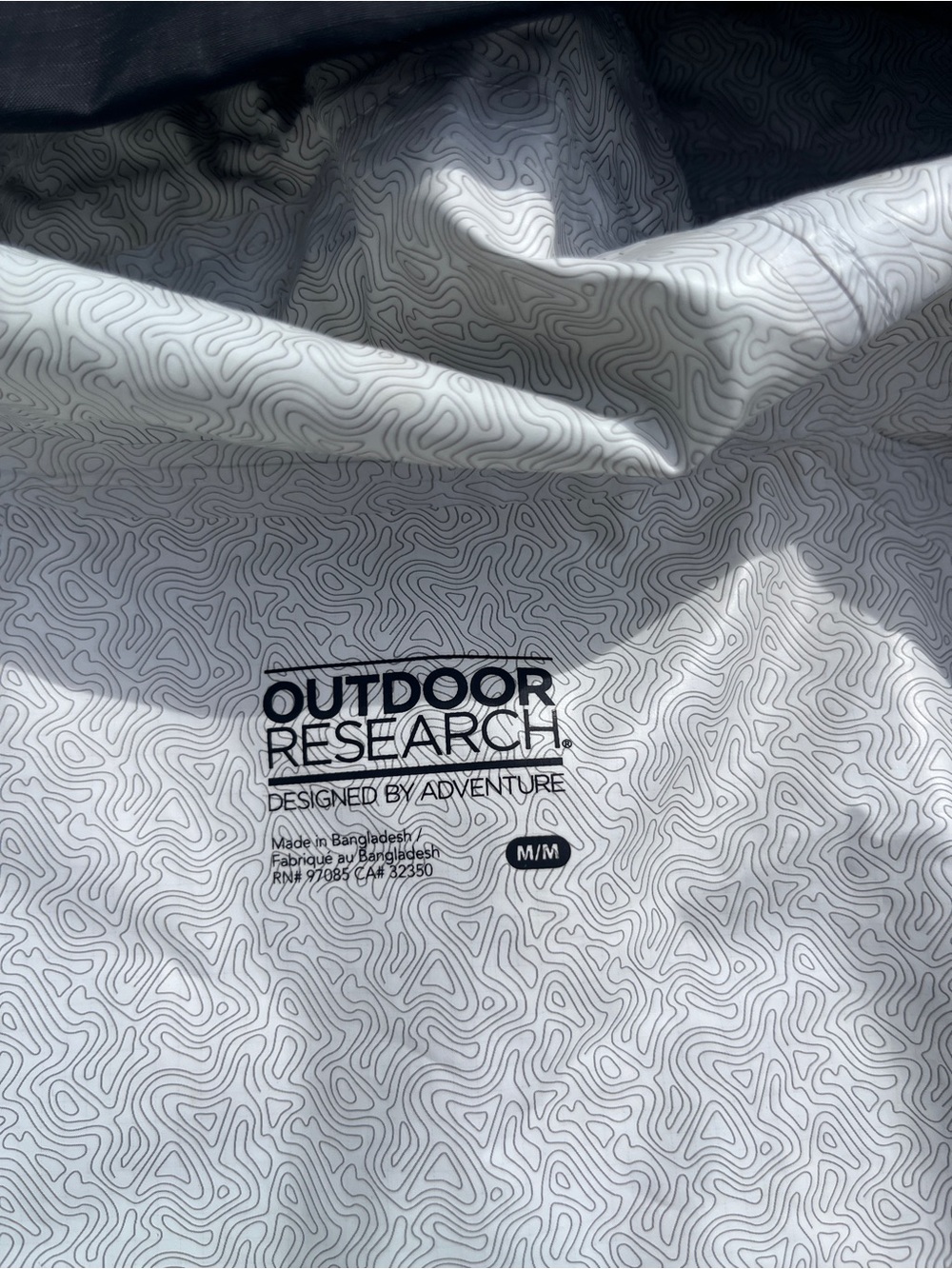 Outdoor Research Black Hooded Rain Jacket Shell - Picture 6 of 7